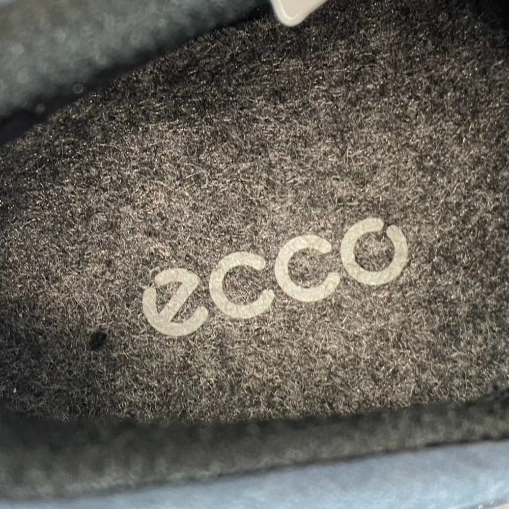 Ecco Women's Marine Yak Nubuck Soft 7 Tred Zip Gore-Tex Sneakers SZ 5-5.5 - Picture 7 of 7